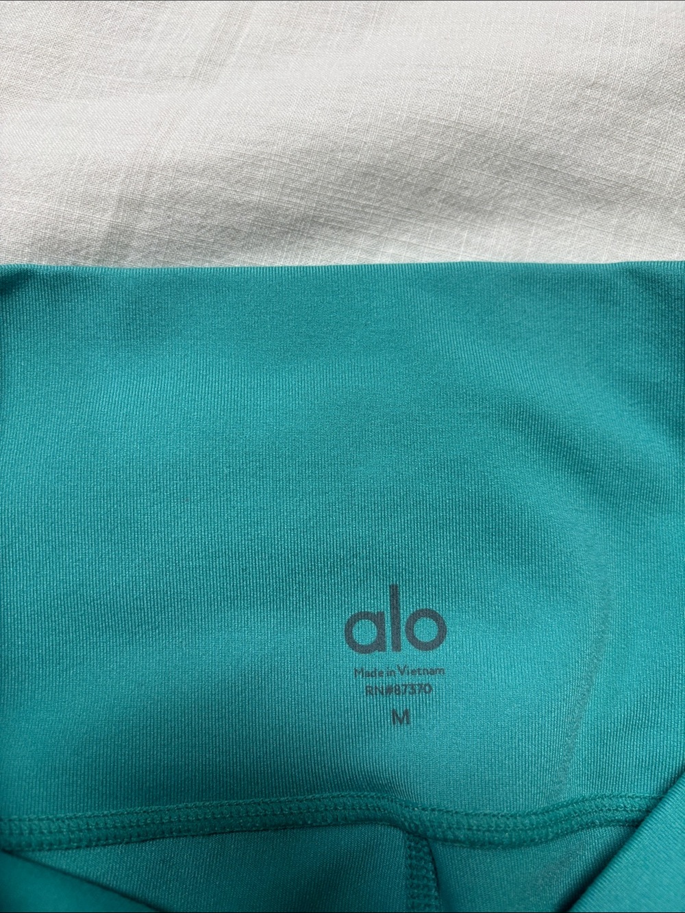 ALO Yoga Teal High-Waist Bike Shorts - Picture 4 of 4
